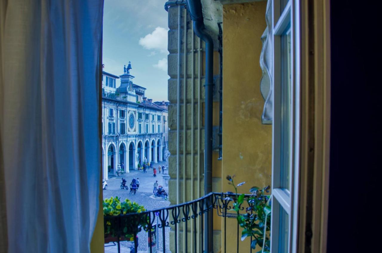 Blue Brescia
